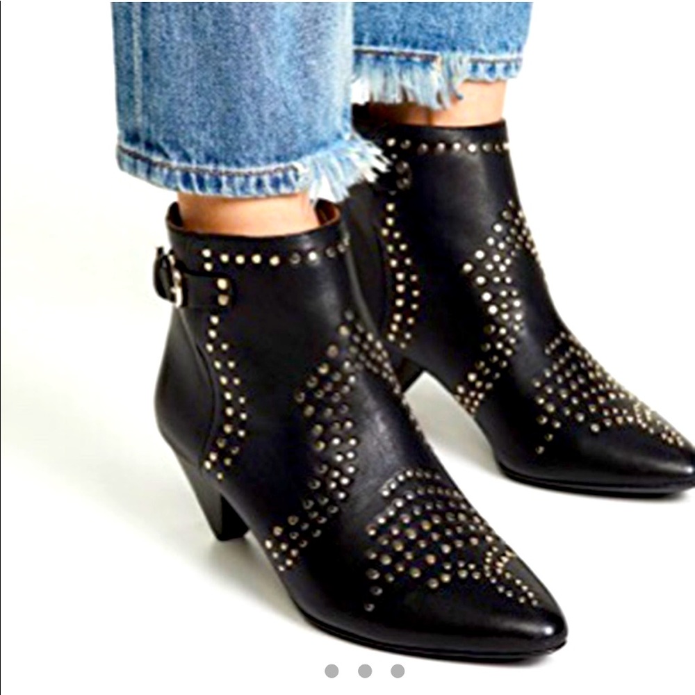 NWOT Joie bickson booties